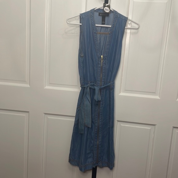INC - Denim dress with the zipper and matching belt - Picture 2 of 8